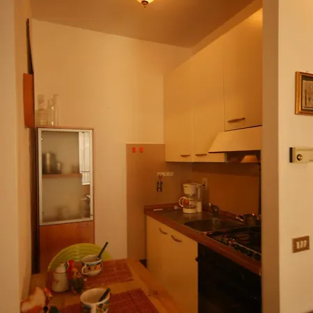 Apartment Santa Marta In The Centre Intra