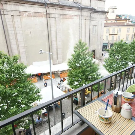 Santa Marta In The Centre Intra