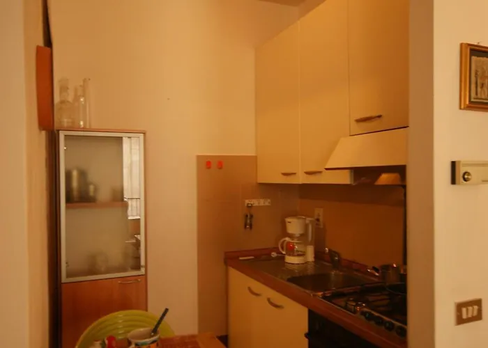 Apartment Santa Marta In The Centre Intra