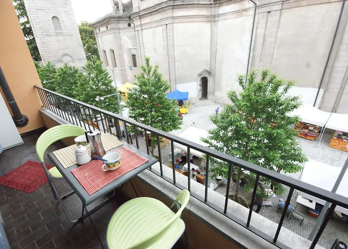 Santa Marta In The Centre * Intra